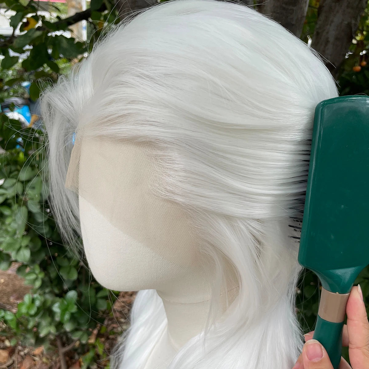 Peak Style White 13x4 Synthetic Lace Front Wigs for Women Cosplay Shoulder Length Short Curly Synthetic Wigs Layers Ponytails